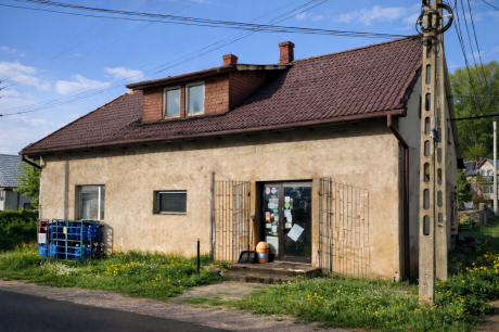 Budynek mieszkalno-usługowy z poddaszem użytkowym – Łaziska, gmina Godów